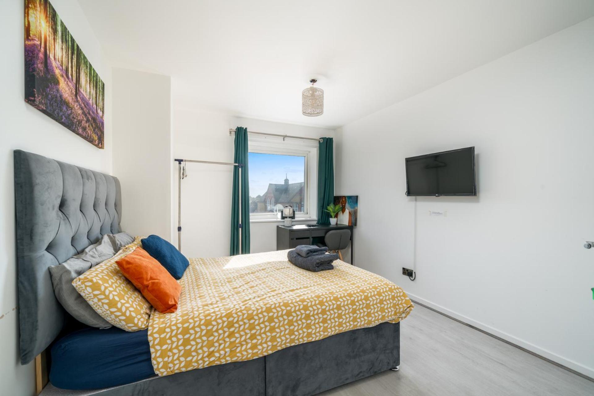 Private Room In London Enfield With Parking Екстер'єр фото